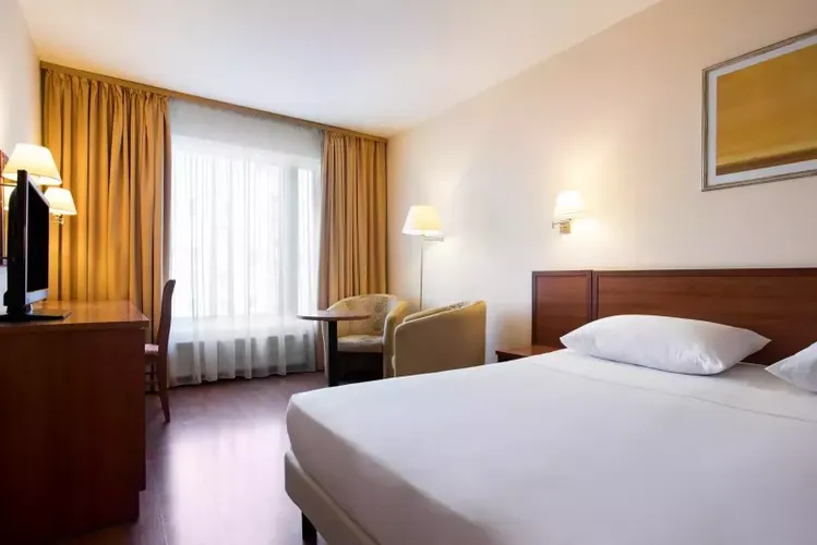 Космос 4* (г. Мурманск)