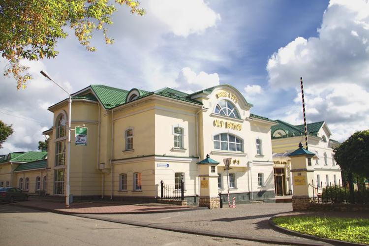 Old Estate 4* (г. Псков)