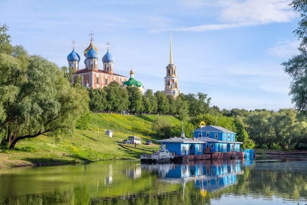 В гости к известным рязанцам 