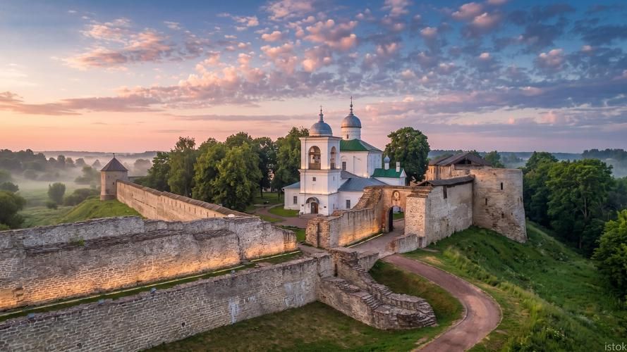 Тайны псковской земли: крепости, святыни, вдохновение
