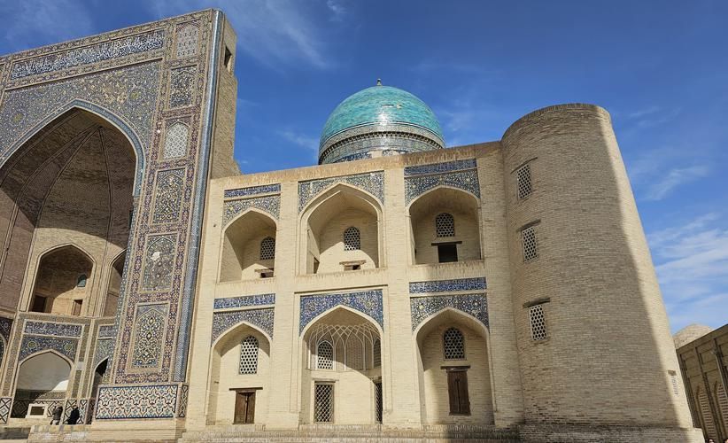 Где карта — не просто пластик, а ключ к сокровищам