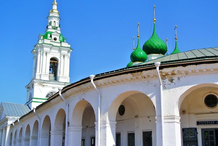 Серебряная ладья: фейерверки и волшебство Костромы