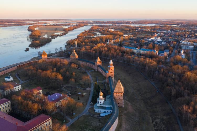 Автобус| К целебным источникам Старой Руссы