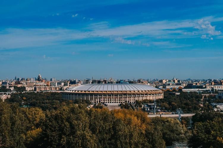 Москва: приключения, наука и волшебство огней