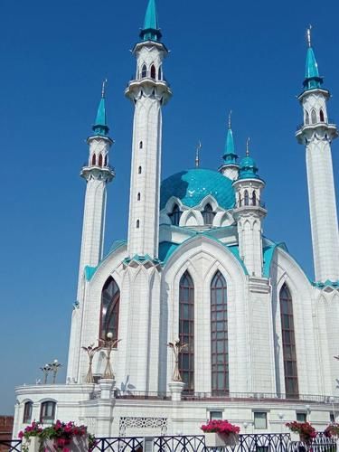 Автобус| Тайны белокаменного Кремля и сказки йошкар‑олинских площадей