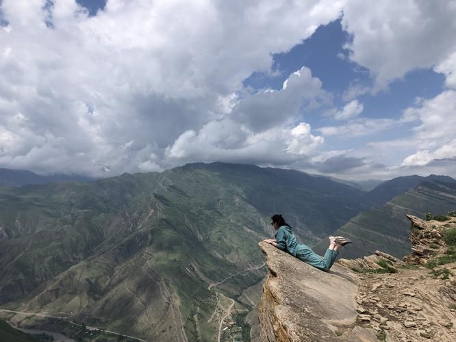 Лучше гор — только горы, что знают твоё имя